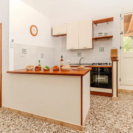 Tenuta Diavoli 2 A Due Passi Da Torre San Giovanni
